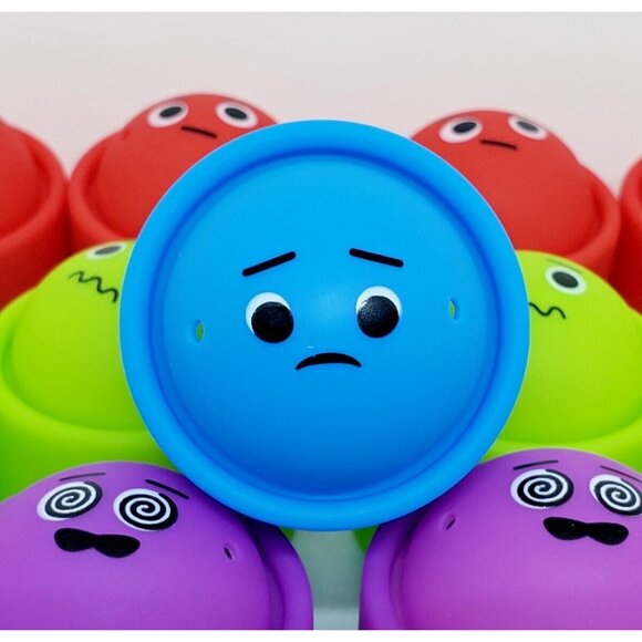 Learning Resources Rainbow Emotions Fidget Poppers Bucket of 24 Sensory LER5572 - Picture 14 of 15